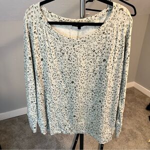 Gibson size L Green Leopard Print Long Sleeve